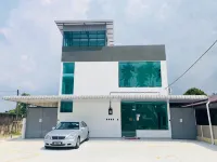 LunaStay (Shared Common Area)