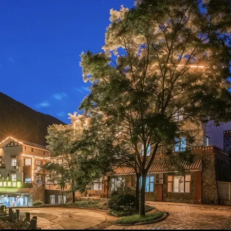 JIUZHAIGOU DAYS HOTEL BY WYNDHAM