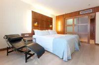 Hotel Port Azafata Valencia