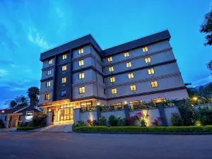アテナ ホテル カンパラ