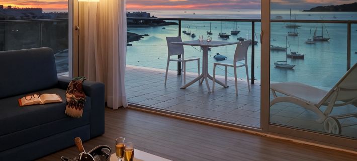 AxelBeach Ibiza Suites Apartments Spa and Beach Club - Adults Only Hotels in Ibiza