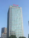 Sanjiao Cat E-sports Cinema Hotel (East New Town International Convention and Exhibition Center)