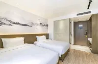 Huajing Yinhewan Hotel Luoyang (Swan Lake Yihe Wetland Park) - Rooftop Pools