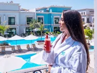 Andalus Al Seef Resort & Spa Hoteles cerca de Complejo de Ministerios