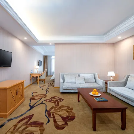 Vienna 3 Best Hotel (Tianchang Bus Station)