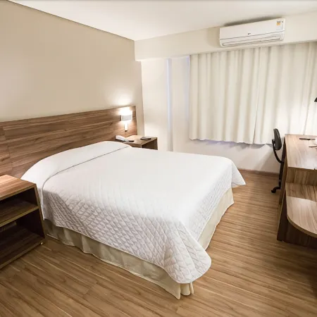 Mogano Business Hotel- Eletroposto