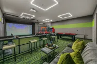 Luxury+deals,Cinema,Basketball,Volleyball, Pickleball, Putting Green,Ping Ping - Wi-Fi