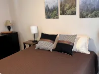 Newly remodeled Riverfront 3 bedroom house on the Great Chazy River with dockage Hotel di Champlain