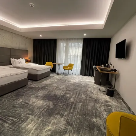 Aniroc Signature Hotel