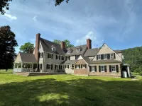 Rich Valley Estate 8 Bdrm 12 Bds 7 Fireplaces 8 Bath+Swim Hole,Hunting & Fishing
