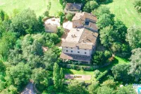 HAMLET THE POET - LODGE HOUSE