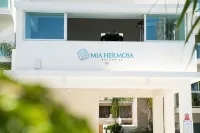 Luxurious & Cozy 2BR Condo 5 Minutes Walk to the Beach - Gym
