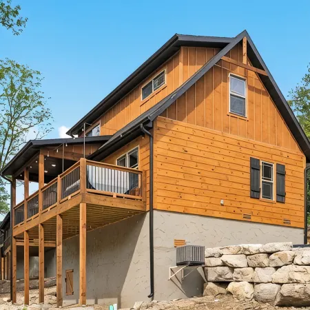 Family/ Pet friendly/6 beds!