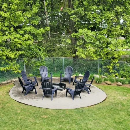 Newly remodeled, private Villa in Bolton Landing with all the comforts of home