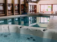 Mountain Cabin with long range views, privacy, and more. Hotels in Campton