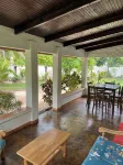 HCS Bungalows, Turtle Bay Rustic Bungalow with garden, Flat #3 - 民宿