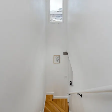 2BD/2BA Apartment near DT Alhambra