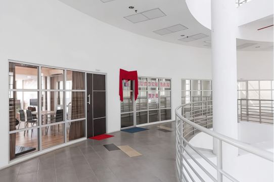 3-Bed Exec Suite RumahKu Airport Penang Hotels in Bayan Lepas