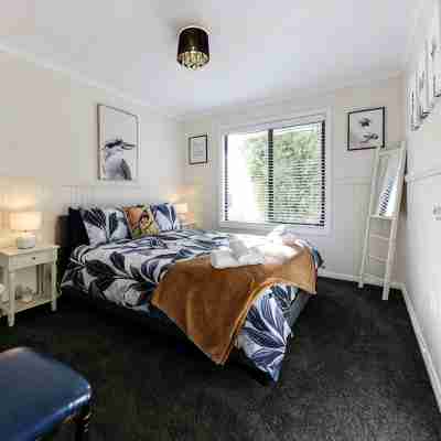 Hidden Gem ~ Luxury Cottage near Lake Daylesford Rooms