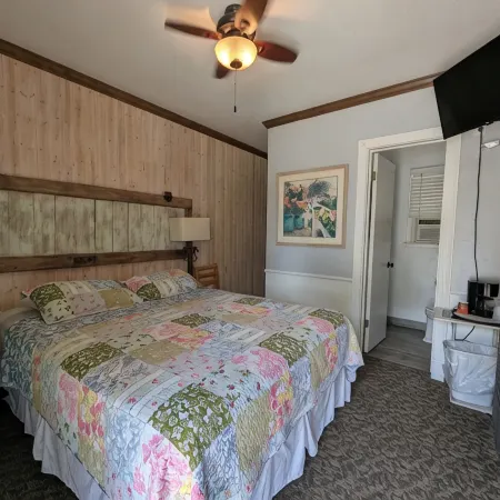 Squaw Valley Motel Room #2