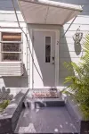 Vintage Coastal Cottage 7bed/3bath - 3-Star