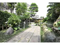 Toshimaya Tsukihamanoyu Hotel di 