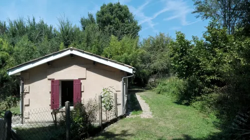Small independent house in the countryside, near Saint Emilion, sleeps 4 - Homestays