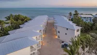 Oceanfront Islamorada Townhome- Private Dock, Pool & Pet-Friendly - 4-Star