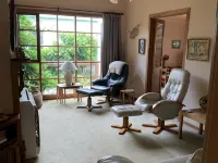 Much Loved Period Cottage 펭귄 호텔