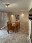 Sandowne House - Families and fisher peoples favourite close to beach
