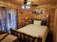 Lake Cumberland Cabin Getaway! Quick Local Lake Access!