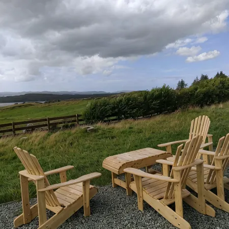 100 year old Renovated Cottage in North Skye