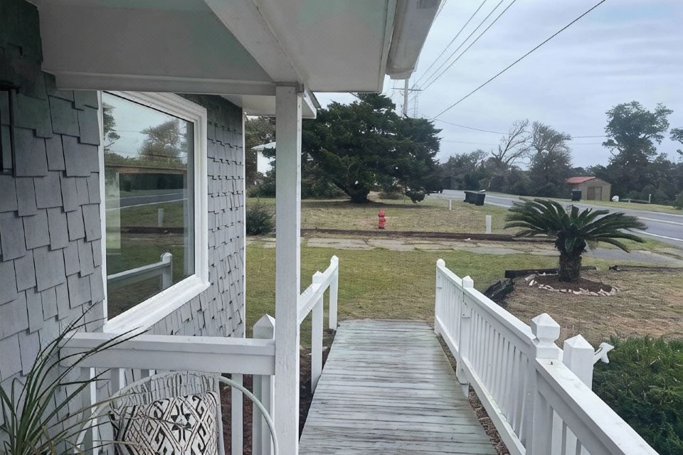Photo 6 of 6