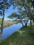 Our Lucky Charm is a cottage on the waterway in Hatteras Village - Wifi