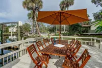 Waterfront Crystal River with Private Dock and Kayaks - Boutique