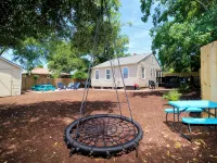 Beachy Bungalow for Family Fun!  Walk to local Beach! Hotels in Warrington