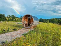 Rustic Hobbit Inspired Hocking Hills State Park 3 mi away Hot Tub Pet Friendly