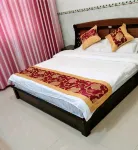 Yantong Restaurant and Inn - موقف سيارات
