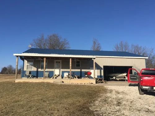 Mark Twain lake getaway. - 3-Star