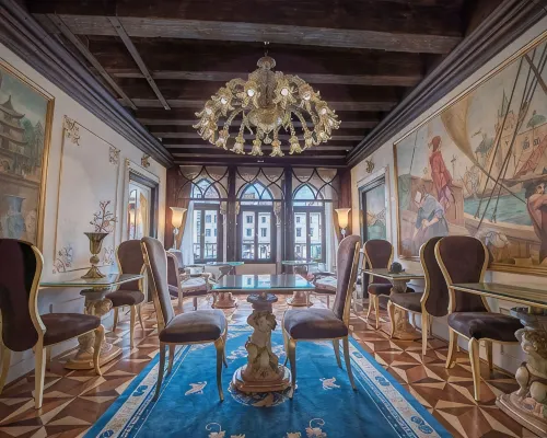 إيجو ريزيدنس فينيس Hotels near دورسودورو