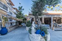 Iniohos Zante Hotel & Suites