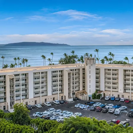 Island Surf with Ocean View - Across from popular Surf spot, Beach, and Shops