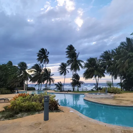 Exclusive Caribbean Villa / Rooftop Jacuzzi / Private Beach/ 24 Security /5 star