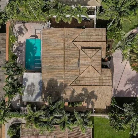 Palm Villa: New Remodel / Waterfront / Salt Water Pool!