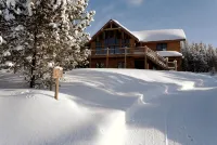 Casa Big Sky - Two Bed Apt in Large Private Home on Groomed Ski Trail