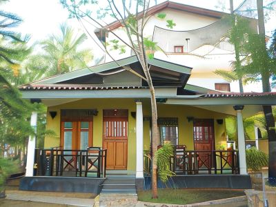Traveller's Home Hotel