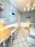 Cozy apartment surrounded by nature with a beautiful lake view. - 3-Star