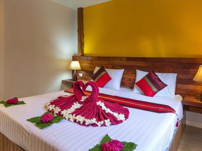 Pinthong Aonang Villa