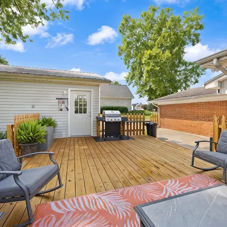 Family-Friendly Home, 1 Mile to Ramp.