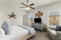 Location! Location! Location! 4BR/3BA Home, Steps to Beach, Pool & Town - Gym